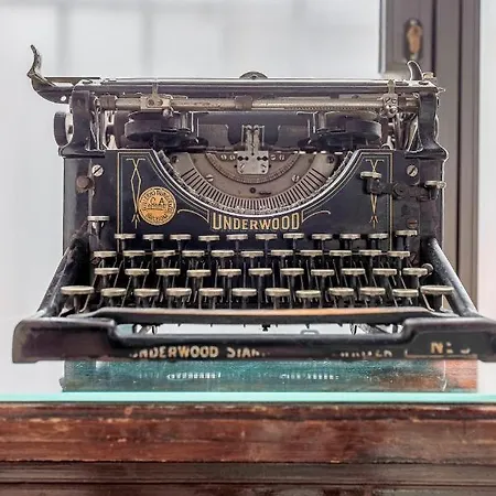 Magnifico De Diseno Centro * סביליה