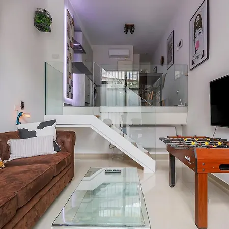 Magnifico De Diseno Centro * סביליה